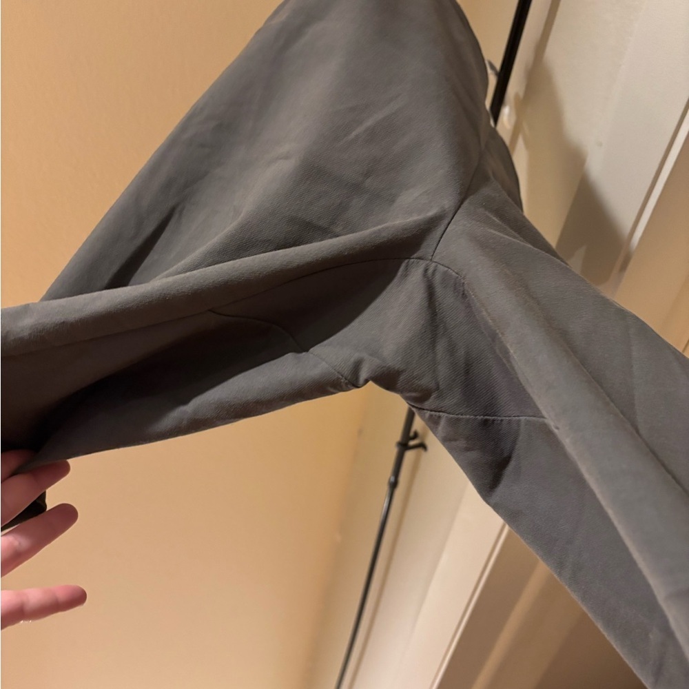 Arc'Teryx Grey Pants Women's Size 6 - Picture 7 of 14